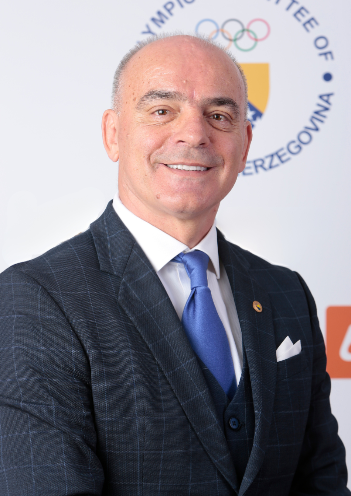 Akademik prof. dr Izet Rađo